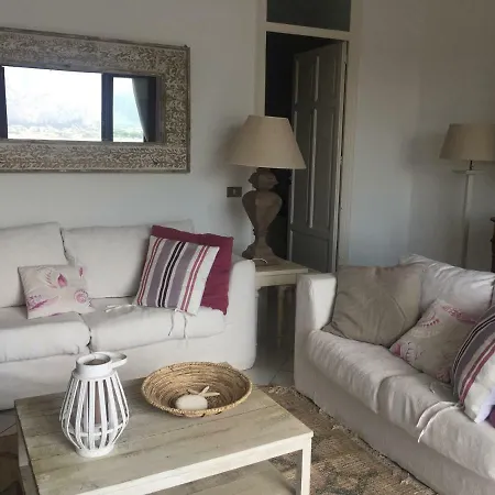 Holiday home Red Mare