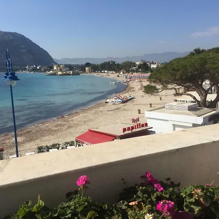Red Mare Holiday home Palermo
